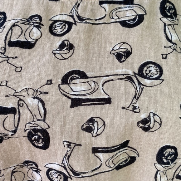 Soho Chick black/beige cotton Vespa scooter print cotton dress. Size Medium - Picture 6 of 9